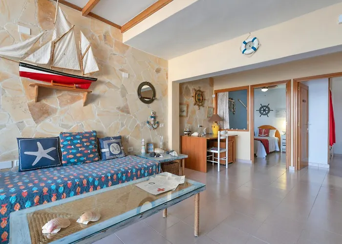 Seaside House With Heated Pool