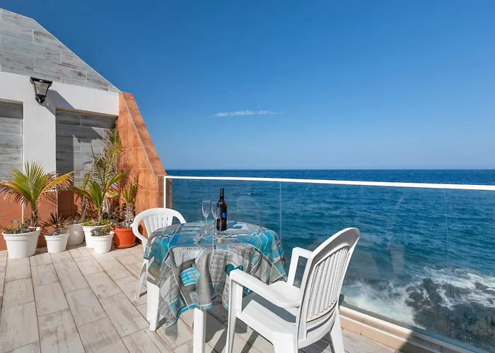 Seaside House With Heated Pool *