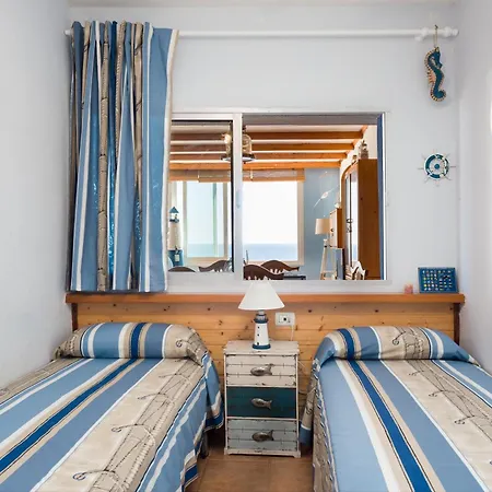 Seaside House With Heated Pool Pajara (Tenerife)