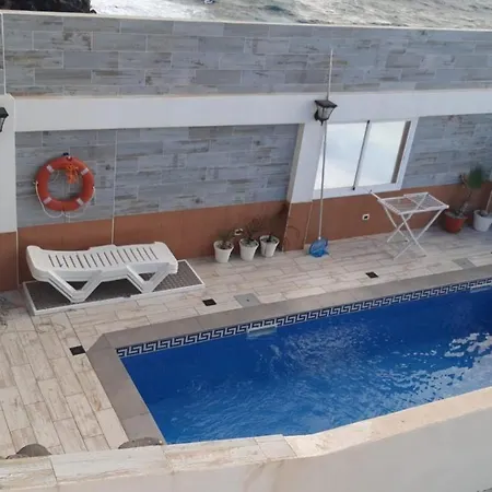 Seaside House With Heated Pool *