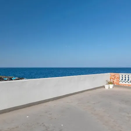 Semesterbostad Seaside House With Heated Pool Pájara