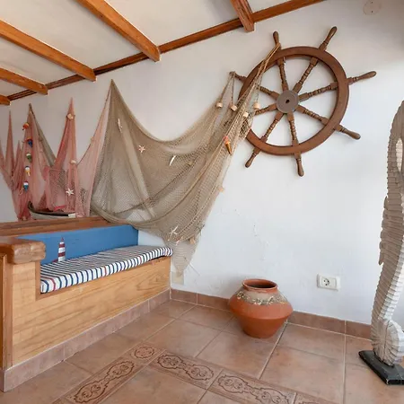 Seaside House With Heated Pool Casa vacanze *