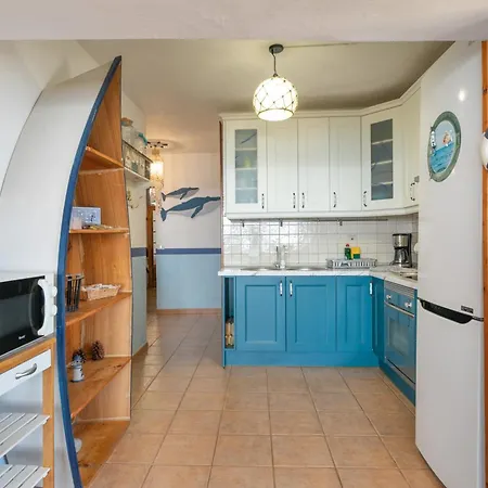 Seaside House With Heated Pool Дом отдыха